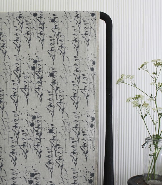 Breeze Charcoal - Curtain fabric with Grey botanical pattern