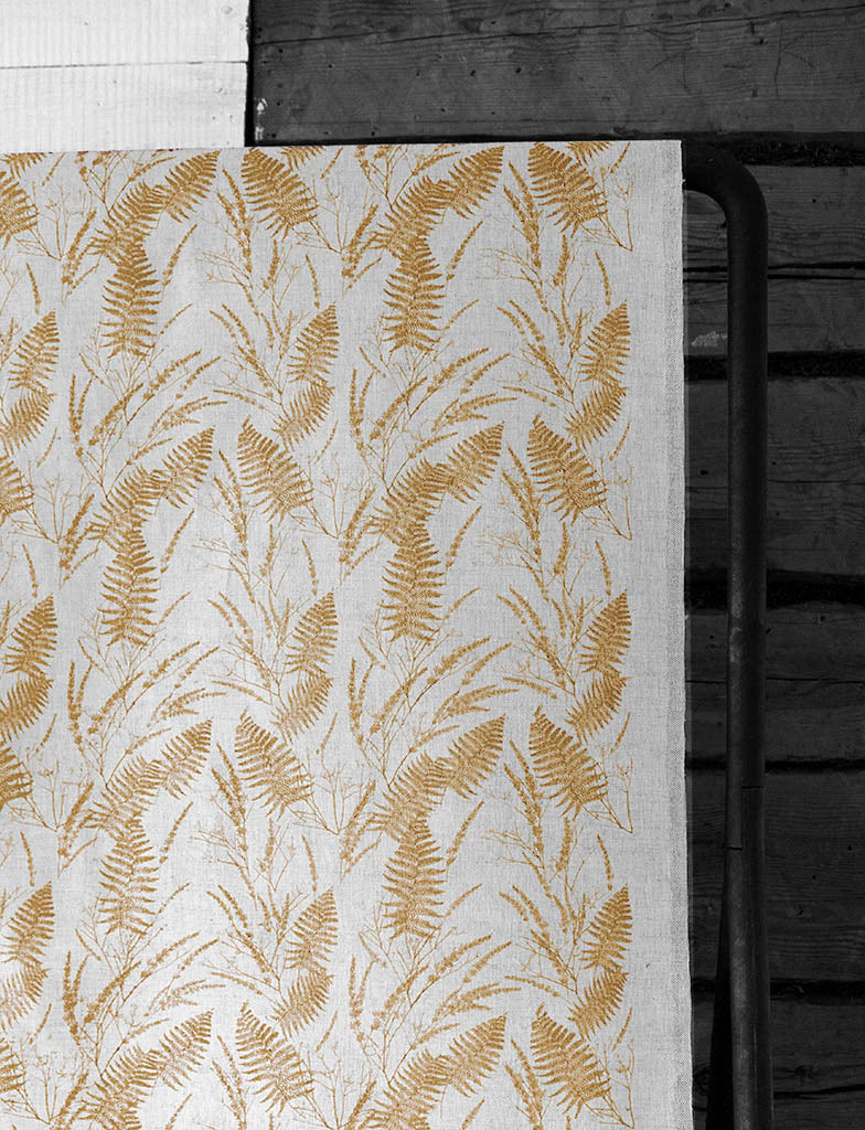 Fernia Gold Ochra - Fabric for curtains with Yellow Orange pattern