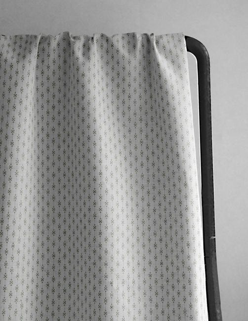 Nikolet Khaki - Curtain fabric, Green classic pattern