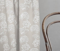 Erleen INV SandWind- Curtain fabric with Dusty Cream and botanical print