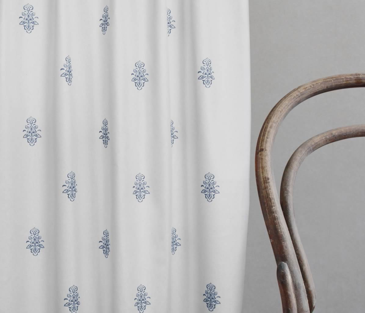 Lisana Agate Blue - Curtain fabric with Blue abstract print