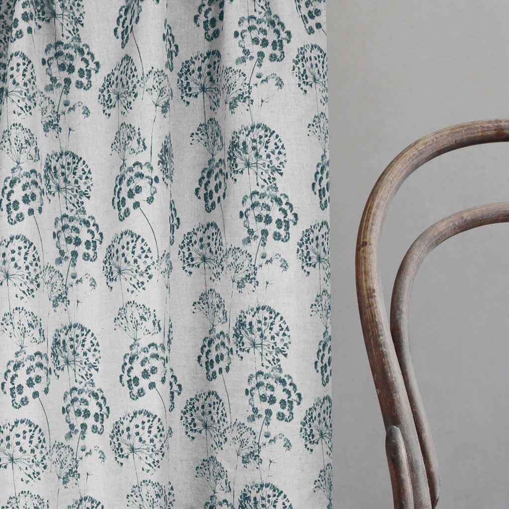 Erleen-Nat Blue Stone - Curtain fabric with Blue botanical print