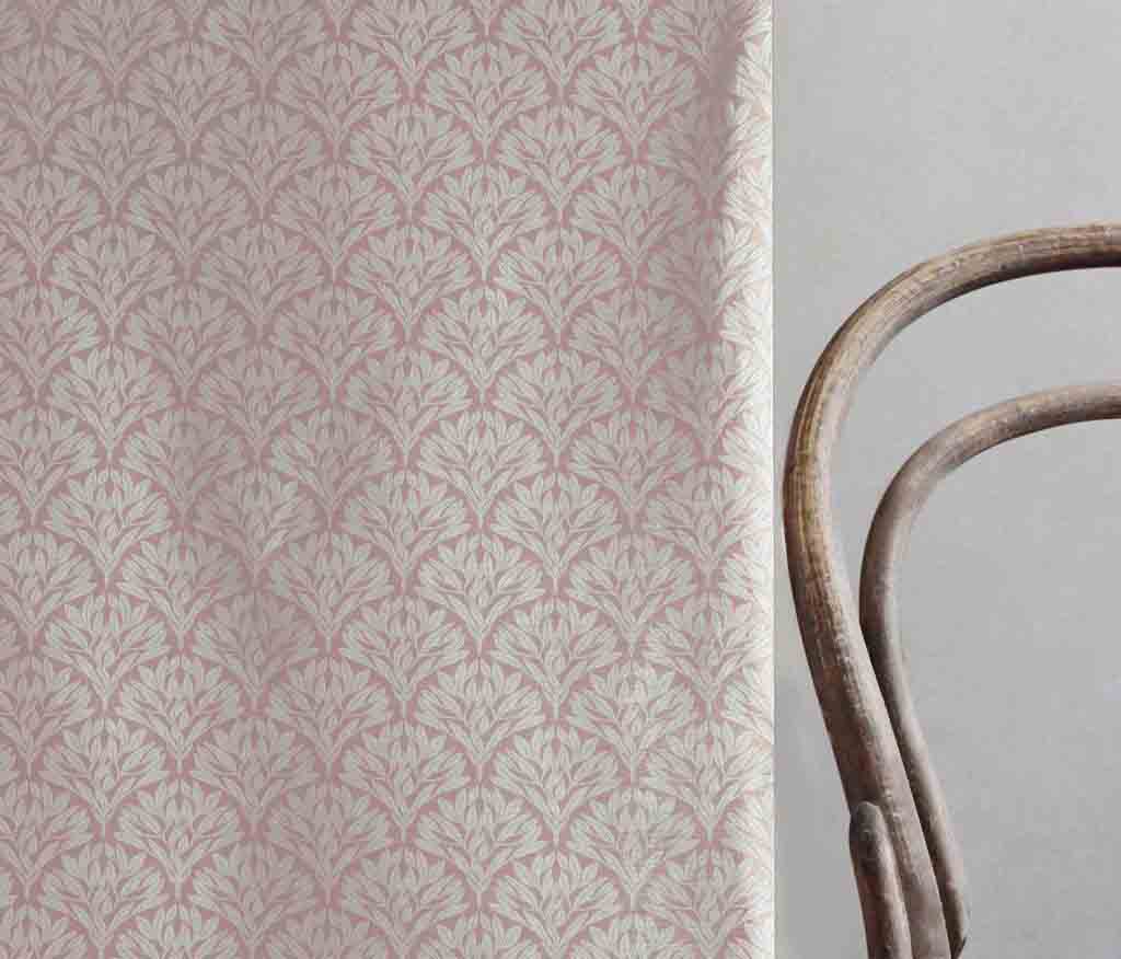 Birna Dusty Pink - Curtain fabric with Pink botanical print