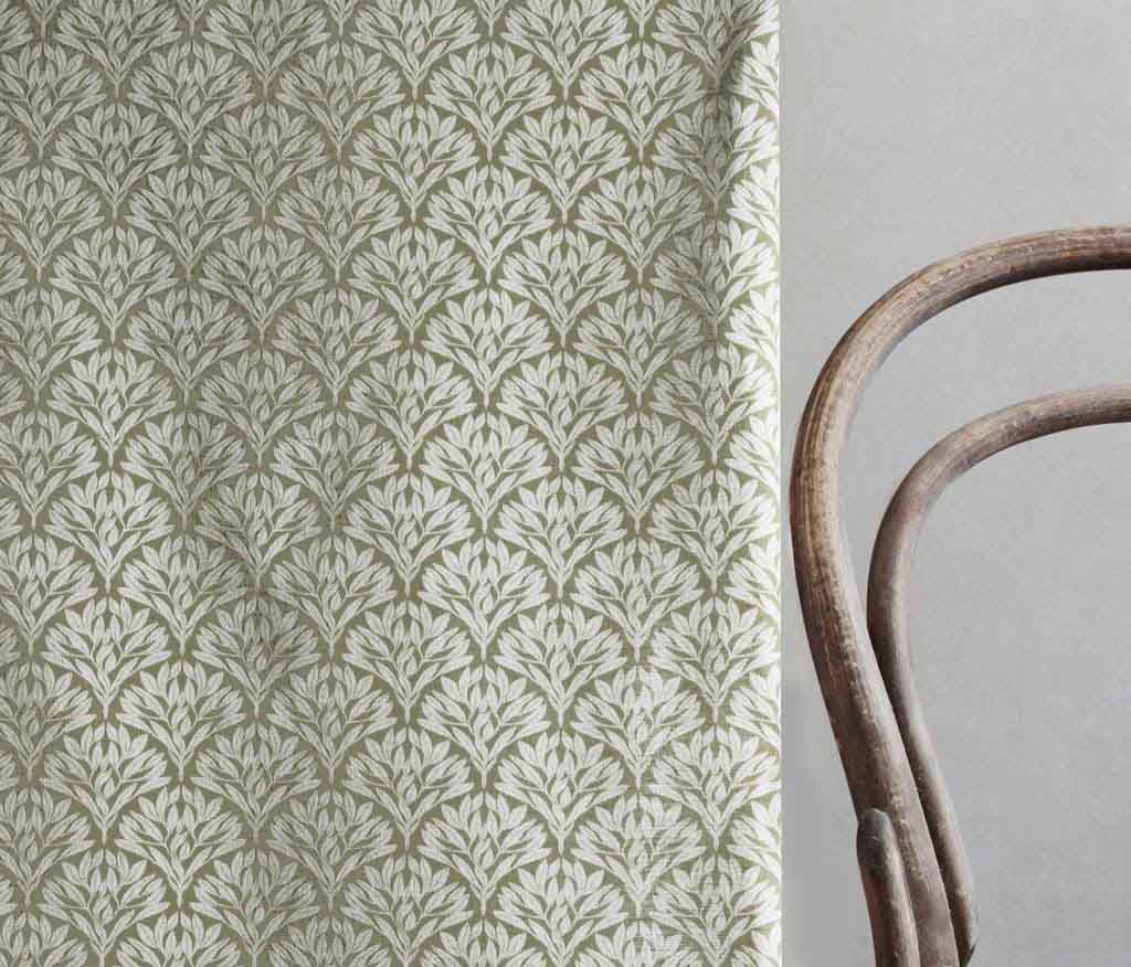 Birna Khaki - Patterned fabric with Green botanical print