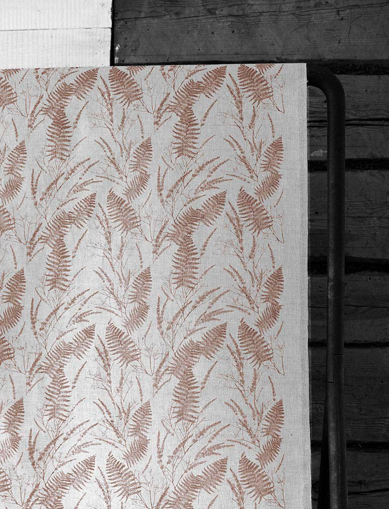Fernia Sand - Fabric for curtains with Brown pattern