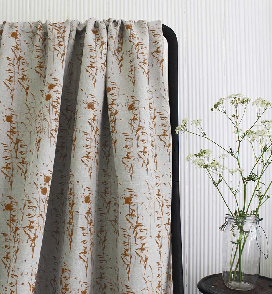 Breeze Terracotta - Curtain fabric with Orange botanical pattern