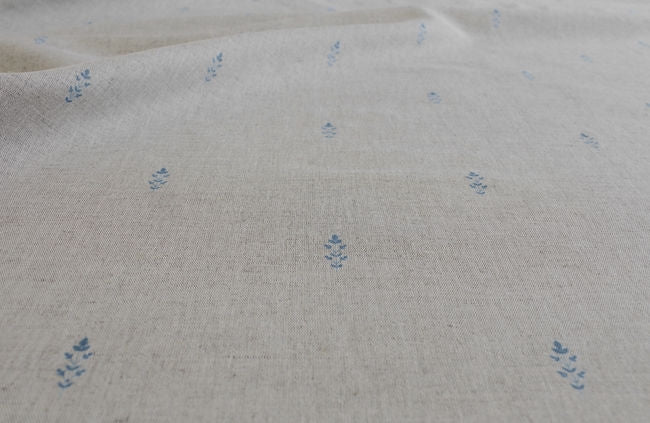 Asli True Blue - Natural fabric with classical Blue pattern